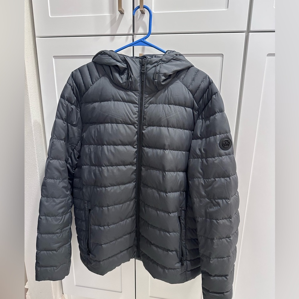 Men’s Size Large Michael Kors Puffer Jacket